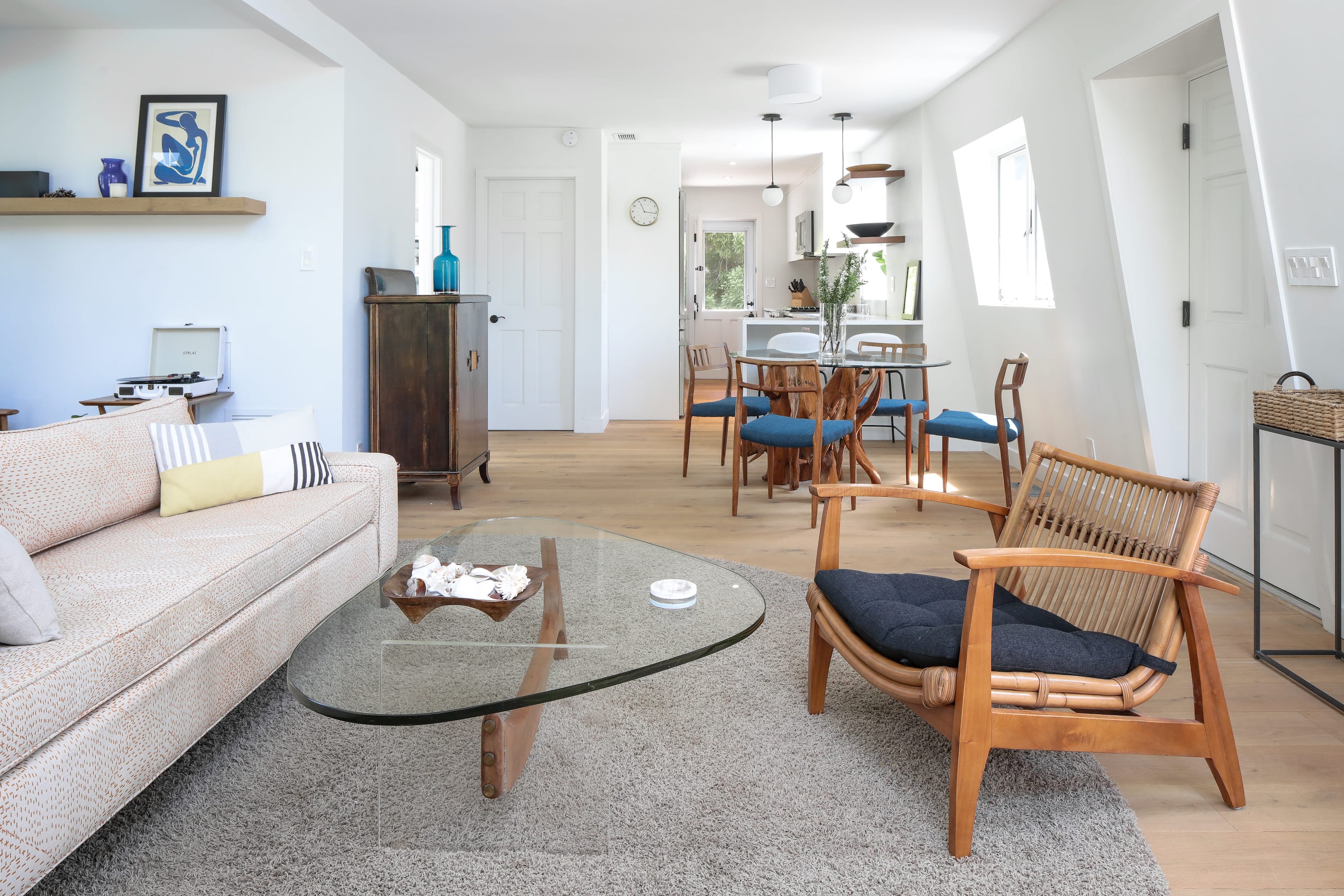 Renovated Mid-Century Modern Cottage